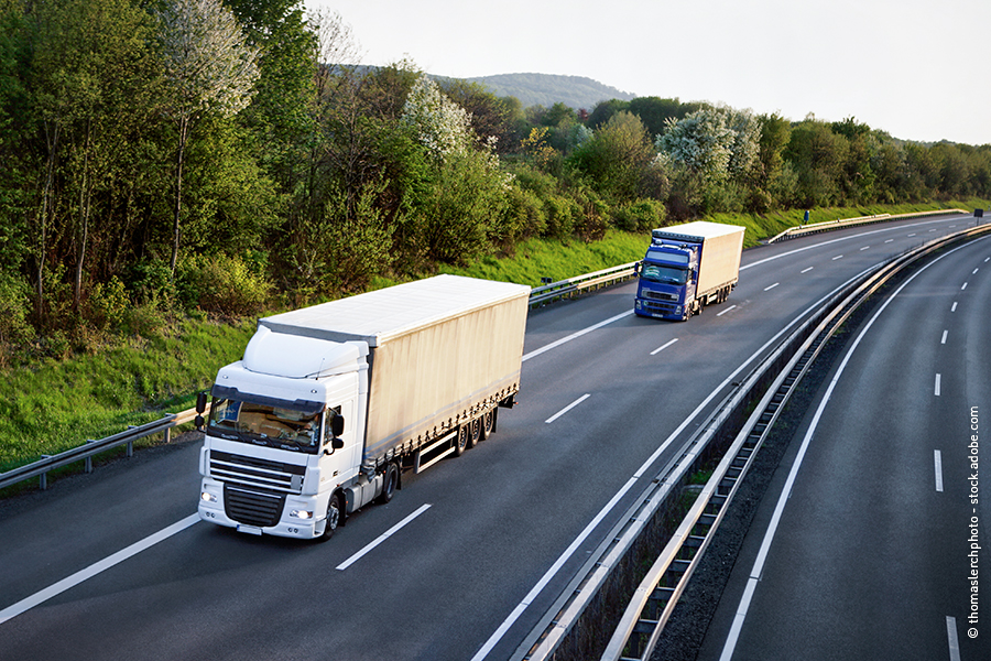 Die Abschaffung von LKW-Fahrverboten an Feiertagen in Deutschland sollte erneut diskutiert werden.