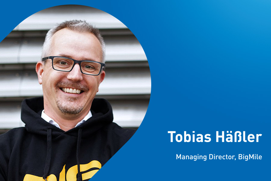 Das Bild zeigt Tobias Häßler, den Managing Director des TIMOCOM Partners BigMile