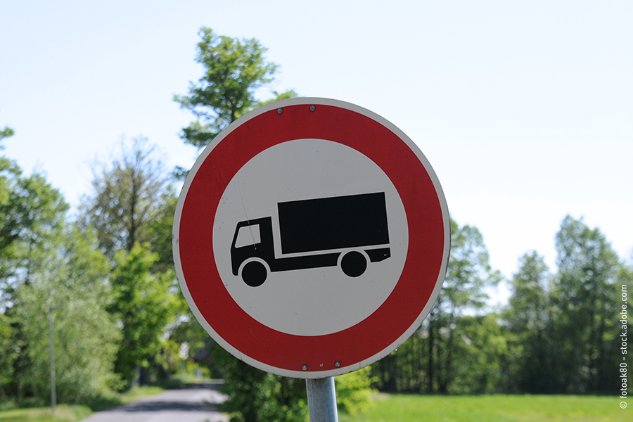 lkw-fahrverbot-900x600px-web