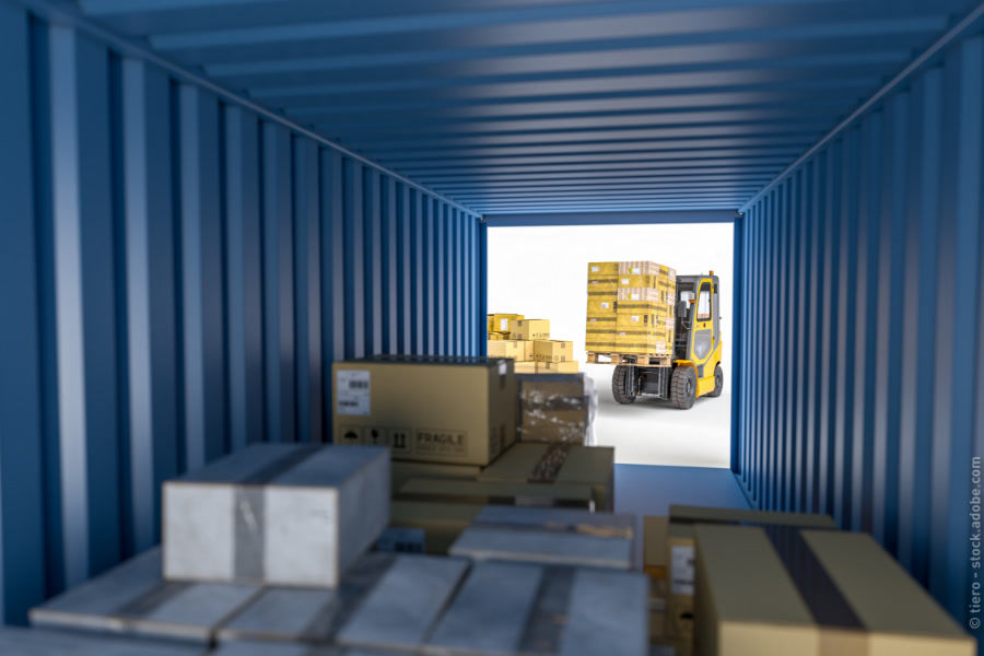 Frachtmatching - Container wird beladen
