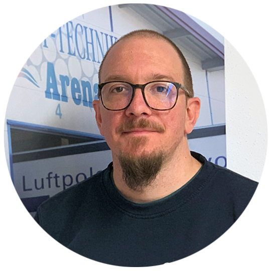 Florian Schlagintweit,stellv. Logistikleiter bei Oldenburg Kunststoff-Technik GmbH